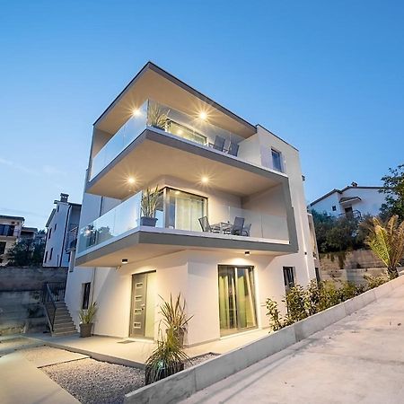 Villa Apartments Lela Rabac Kültér fotó