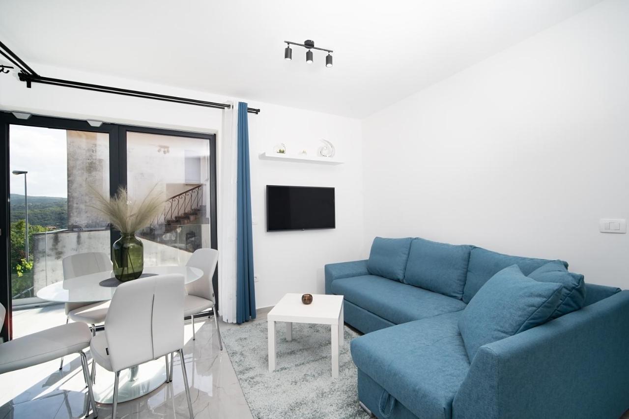 Villa Apartments Lela Rabac Kültér fotó
